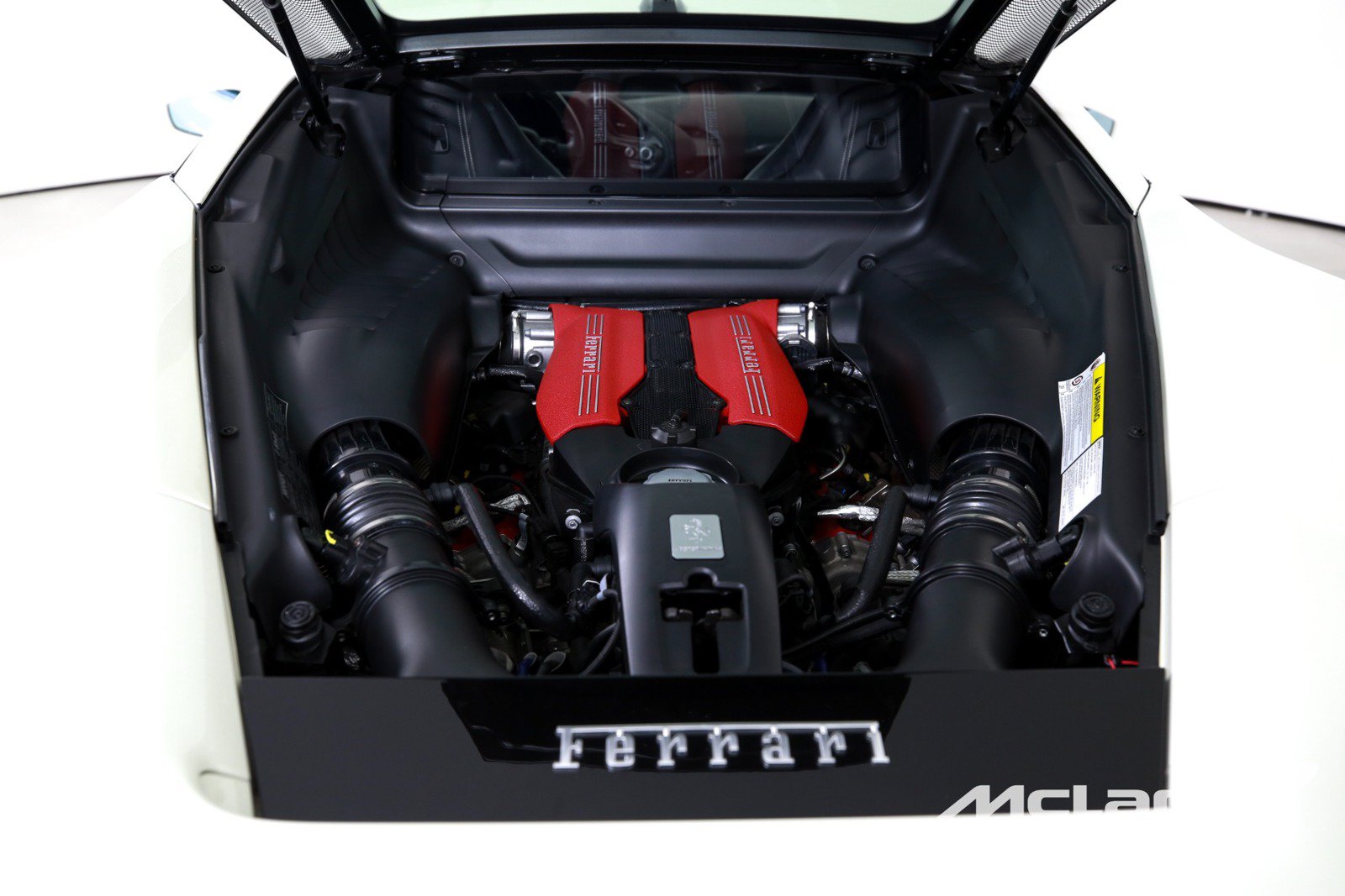 Used 2019 Ferrari 488 GTB RWD image 24