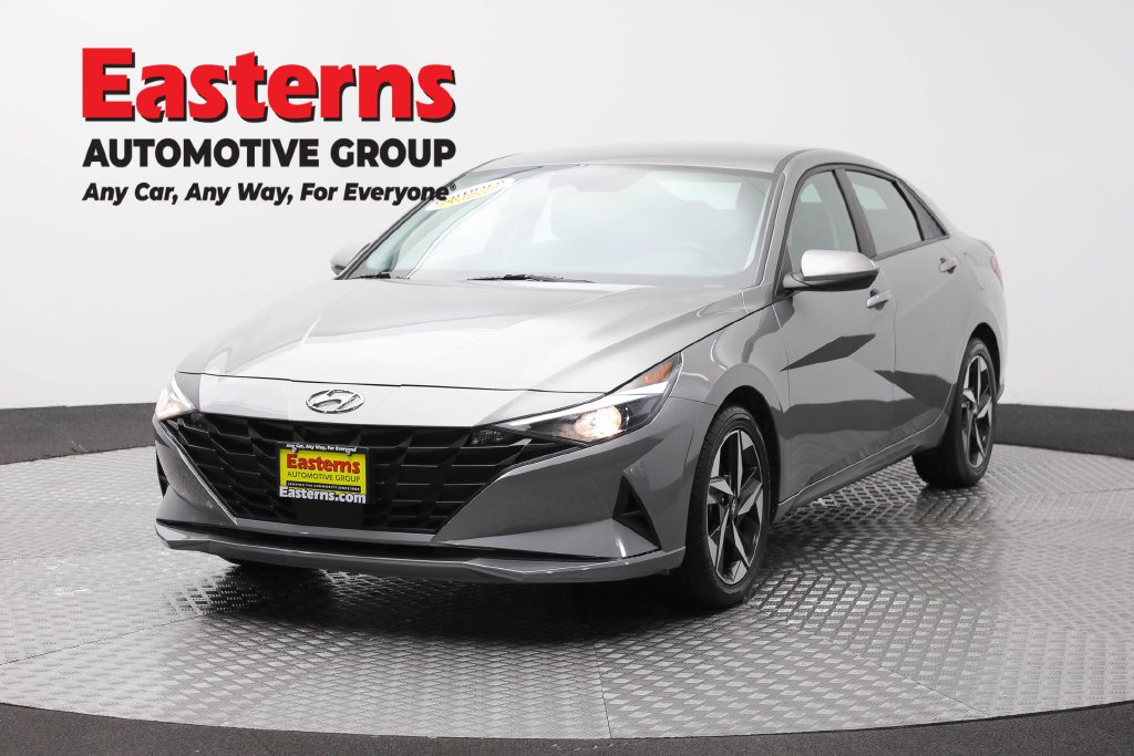 Used 2023 Hyundai Elantra SEL w/ Convenience Package FWD image 1
