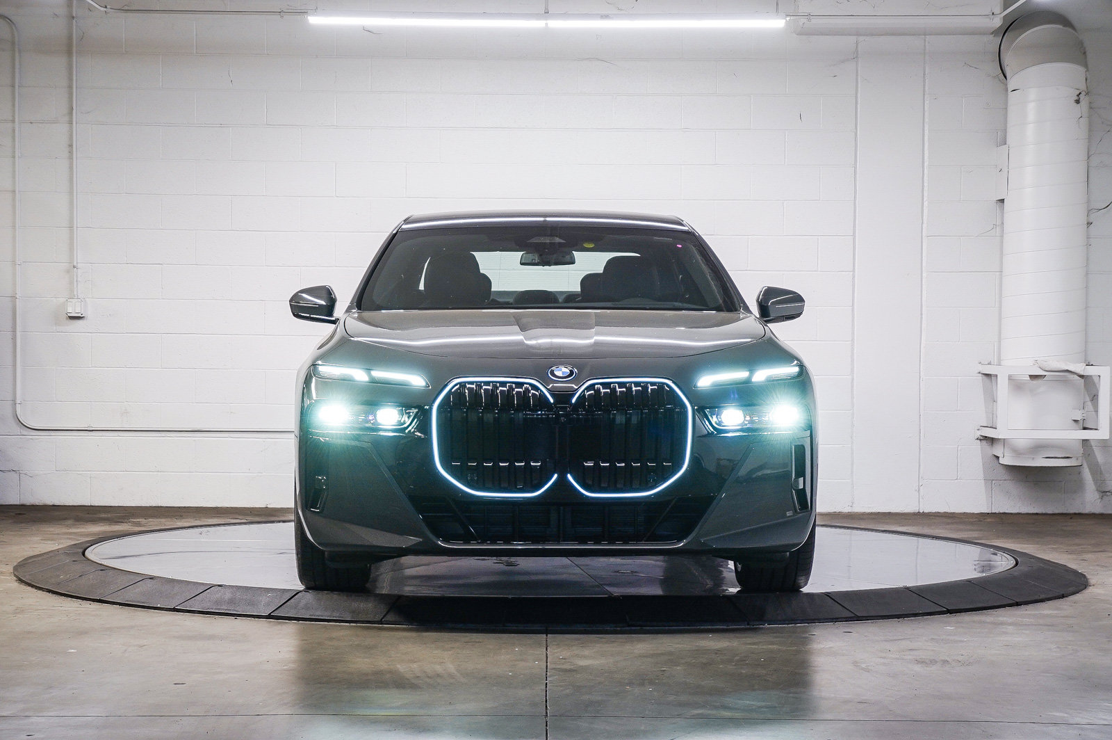 New 2026 BMW i7 eDrive50 w/ M Sport Package RWD video 2