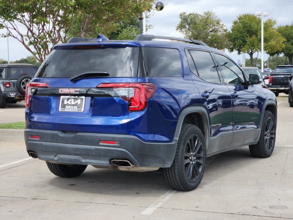 Used 2023 GMC Acadia SLT FWD image 4