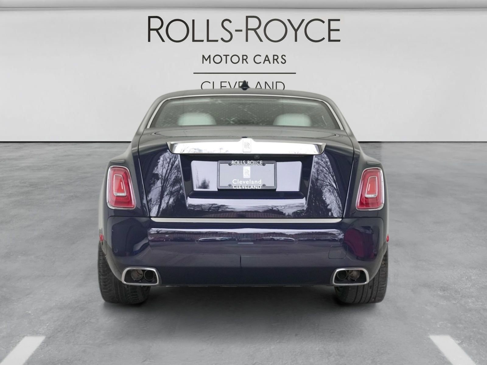 New 2026 Rolls-Royce Phantom Sedan RWD image 54