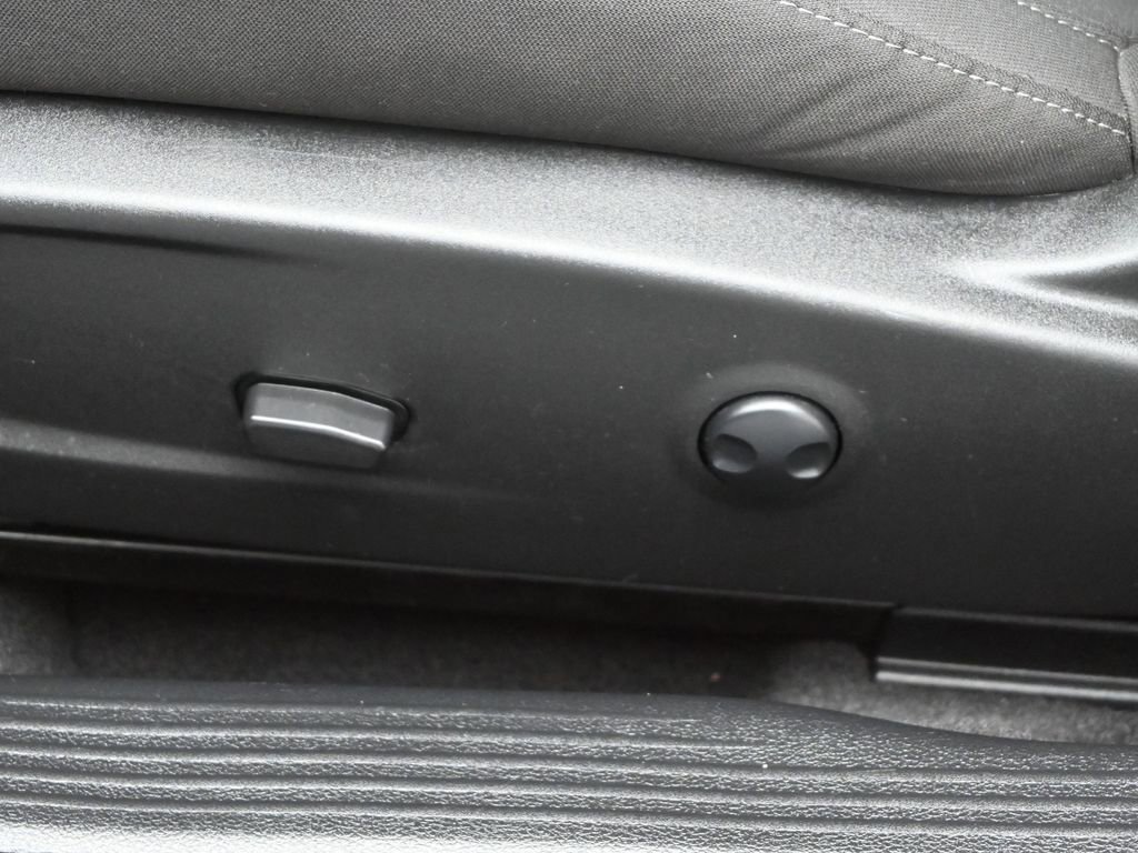 Used 2023 Dodge Challenger R/T image 10