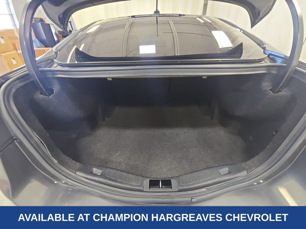 Used 2017 Ford Fusion SE w/ Fusion SE Technology Package FWD image 34
