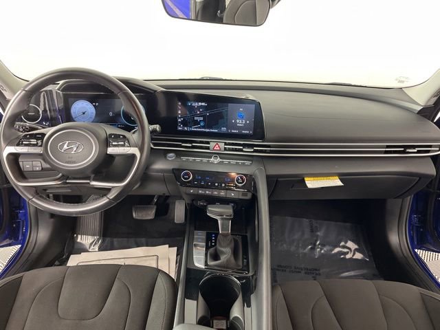 Used 2023 Hyundai Elantra SEL w/ Convenience Package image 38