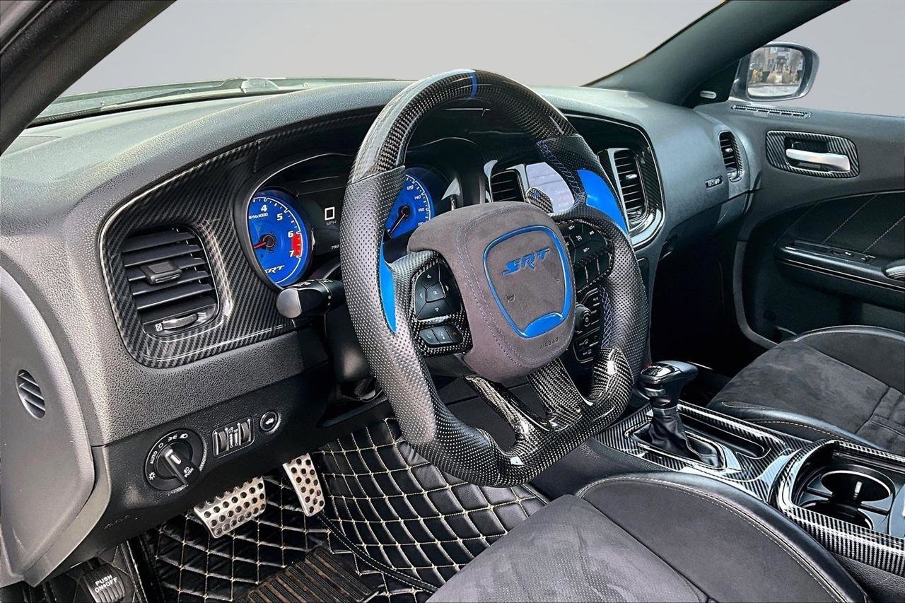 Used 2018 Dodge Charger R/T image 17