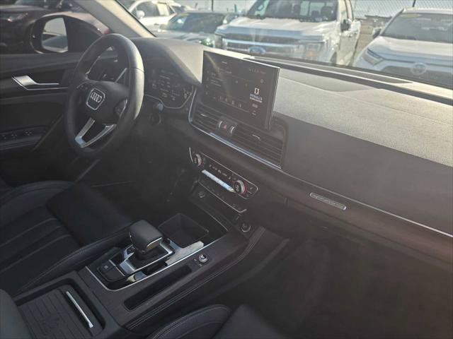 Used 2023 Audi Q5 2.0T Prestige w/ Prestige Package AWD/4WD image 11