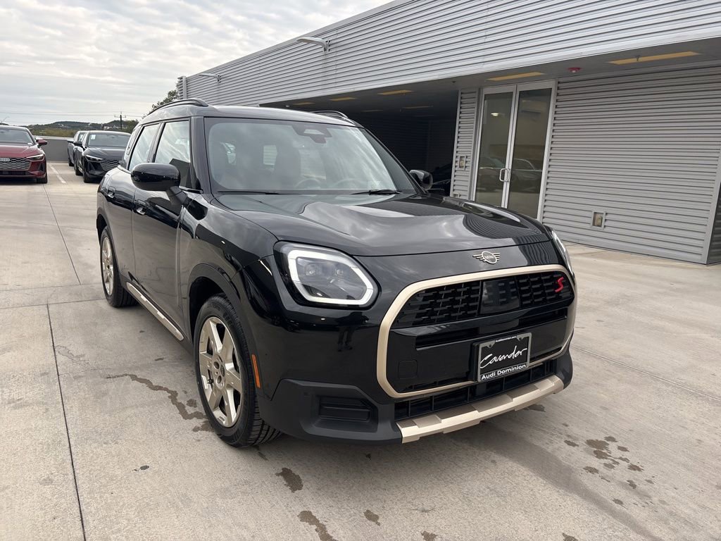 Used 2025 MINI Cooper Countryman S image 3