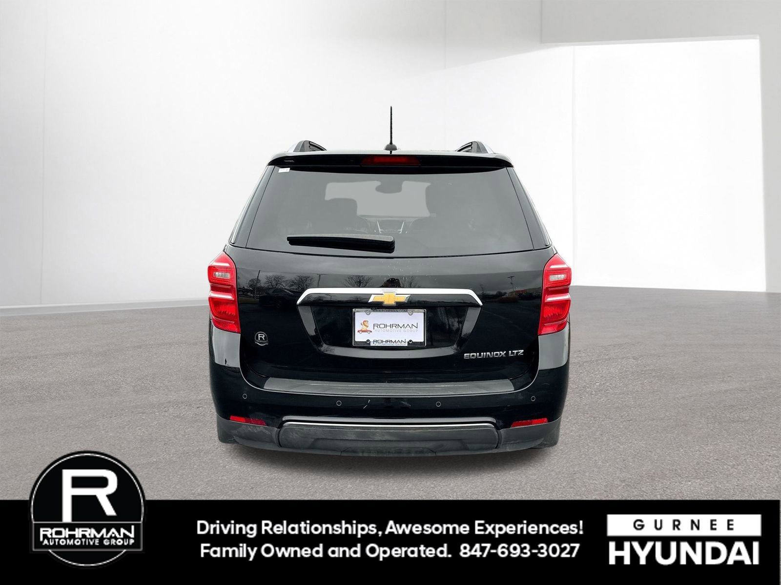 Used 2016 Chevrolet Equinox LTZ w/ Enhanced Convenience Package image 8