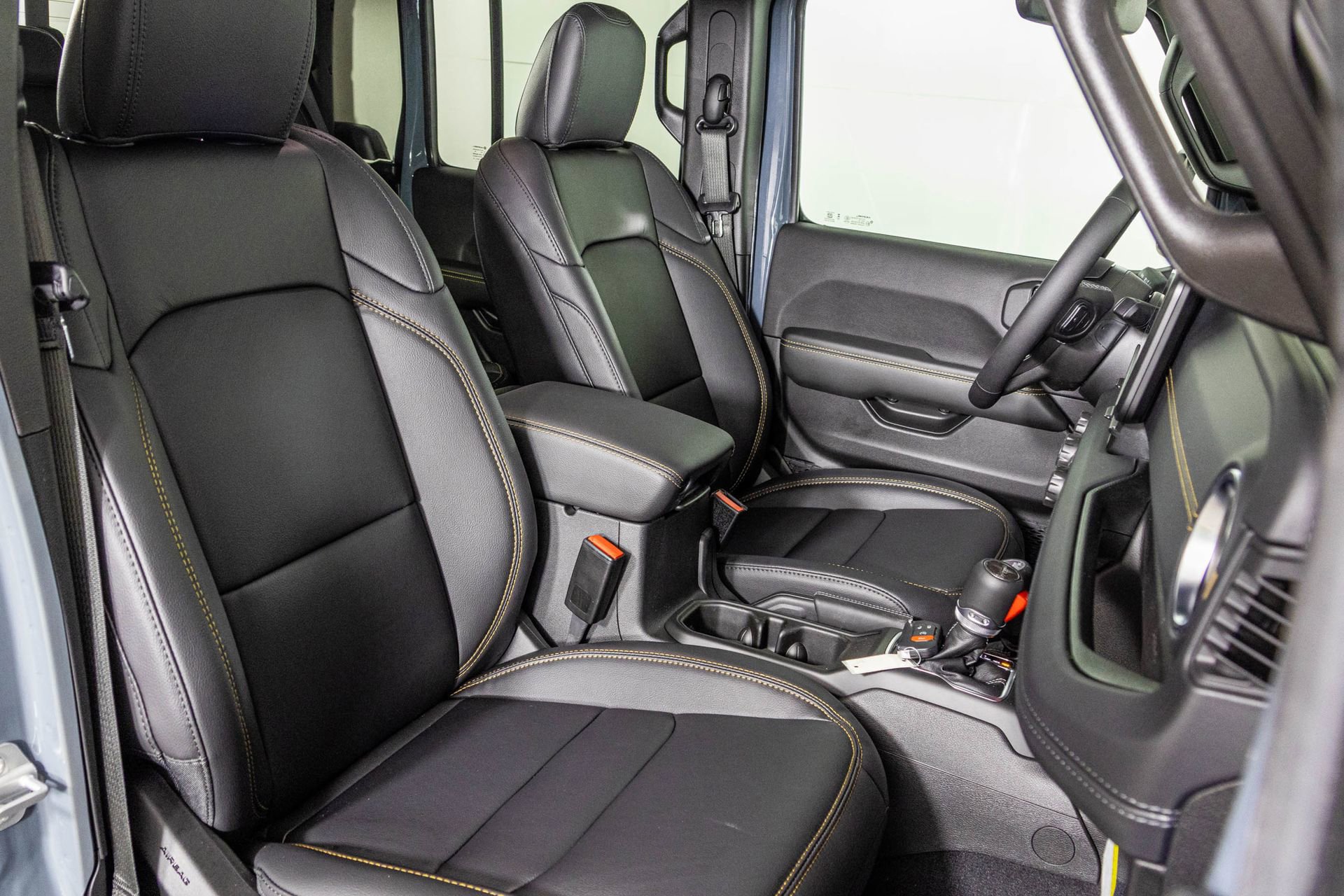 New 2026 Jeep Gladiator Sport S image 44