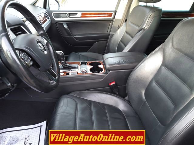 Used 2014 Volkswagen Touareg VR6 image 20