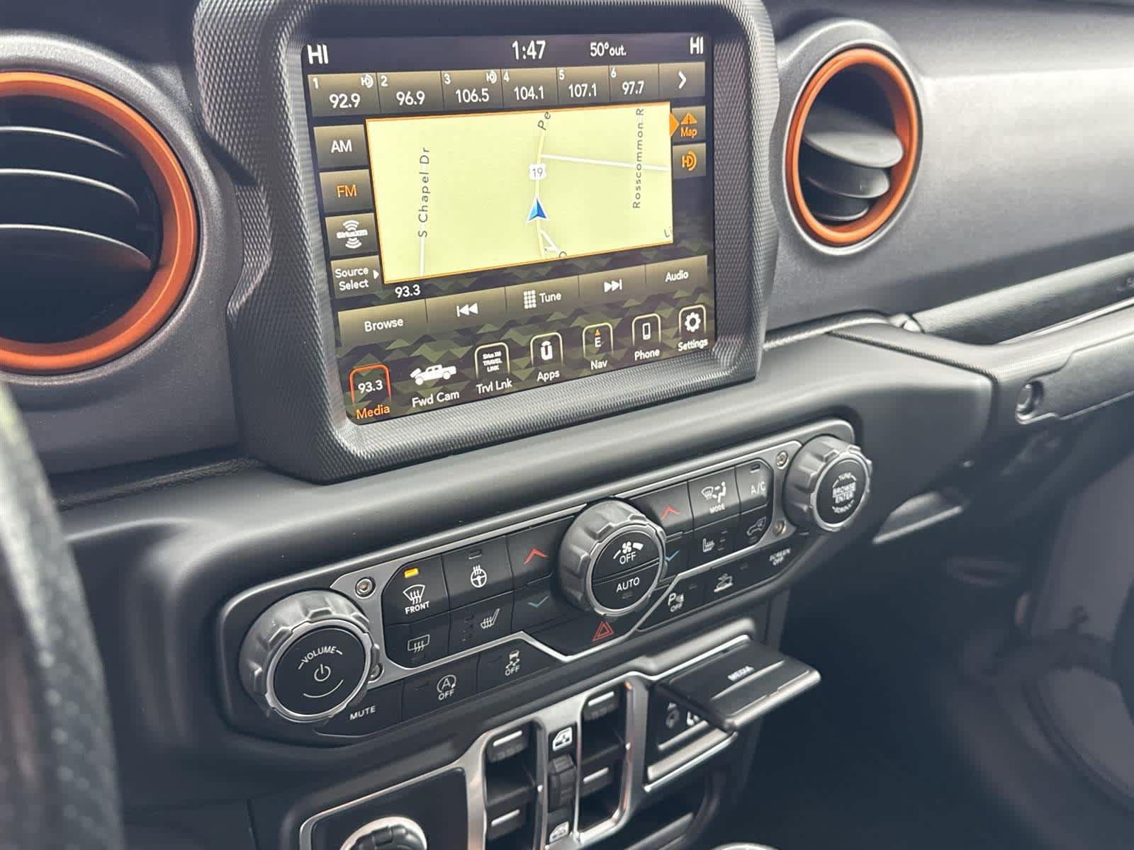 Used 2021 Jeep Gladiator Mojave AWD/4WD image 23