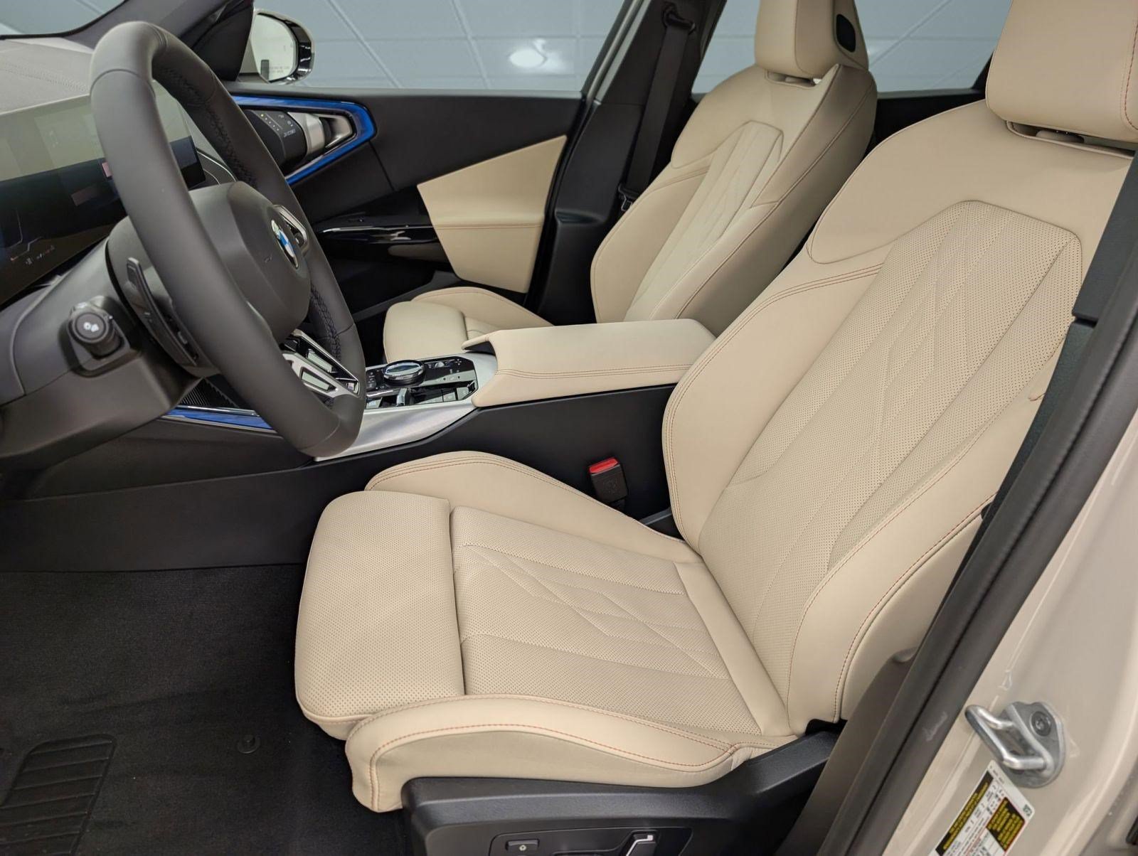 New 2026 BMW X3 xDrive30i w/ M Sport Package AWD/4WD image 5