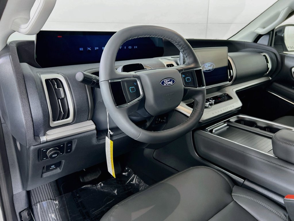 New 2027 Ford Expedition Max Active AWD/4WD image 2