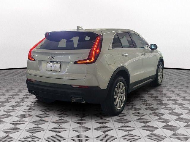 Certified 2022 Cadillac XT4 Luxury FWD image 6