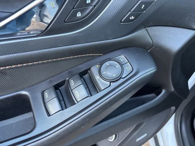 Used 2020 Chevrolet Traverse Premier image 13