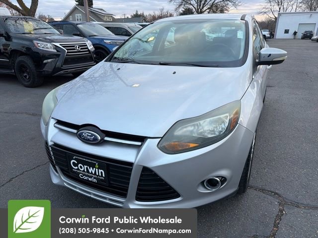 Used 2012 Ford Focus Titanium w/ SEL/Titanium Winter Pkg