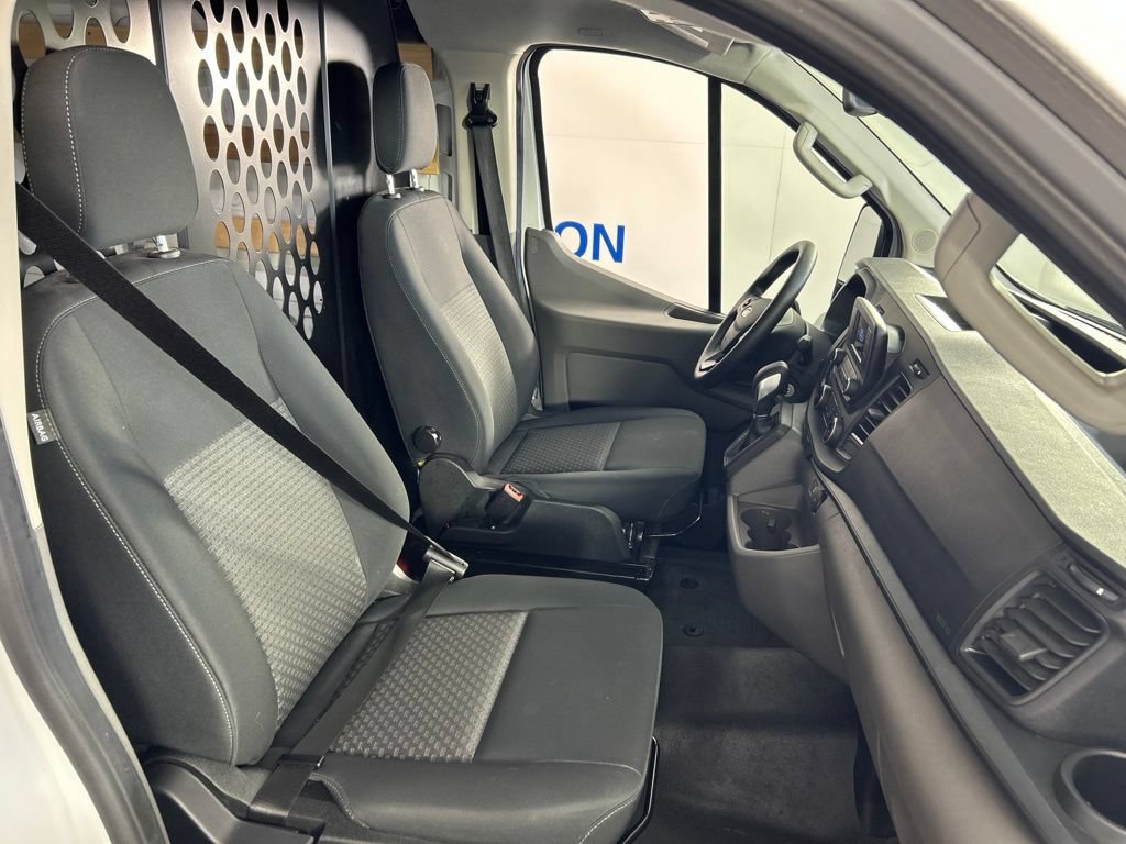 Used 2025 Ford Transit 250 Low Roof w/ Exterior Upgrade Package RWD image 16