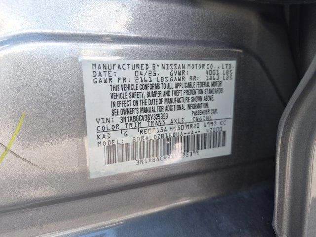 Used 2025 Nissan Sentra SV FWD image 32