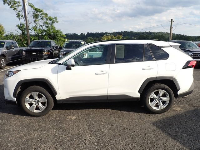 Used 2020 Toyota RAV4 XLE w/ Convenience Package AWD/4WD image 2
