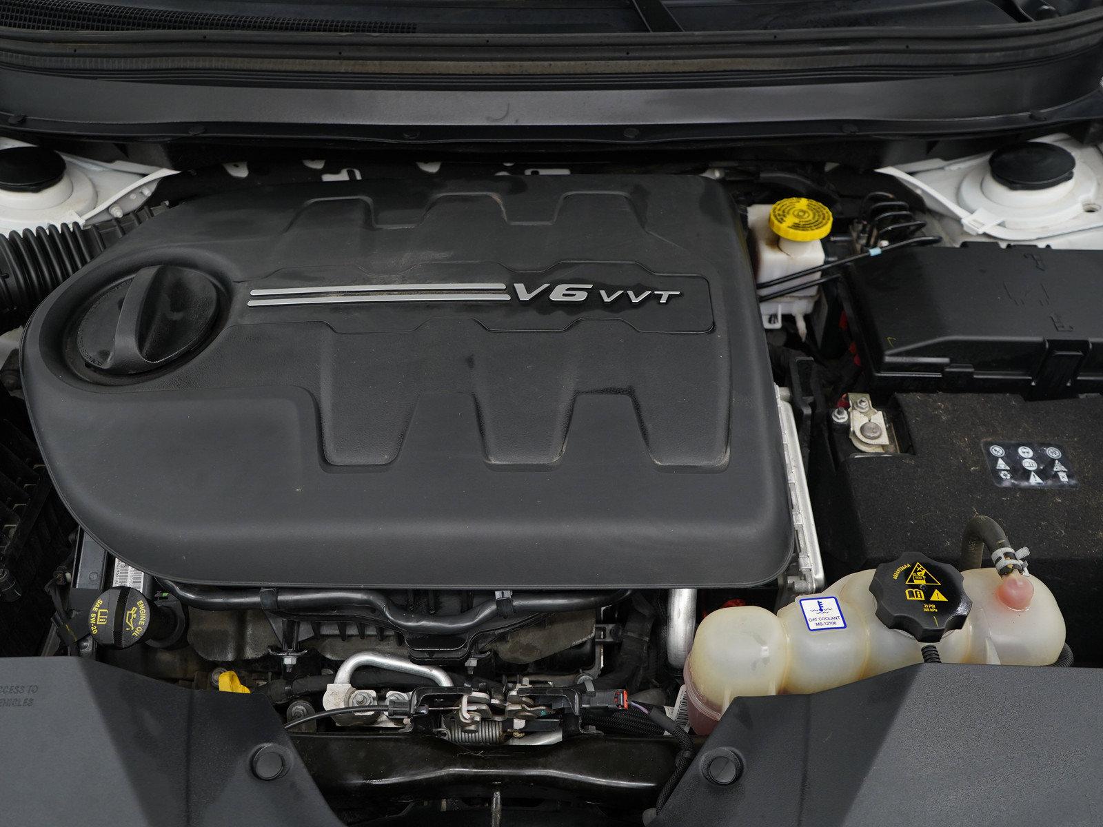 Used 2020 Jeep Cherokee Limited AWD/4WD image 32