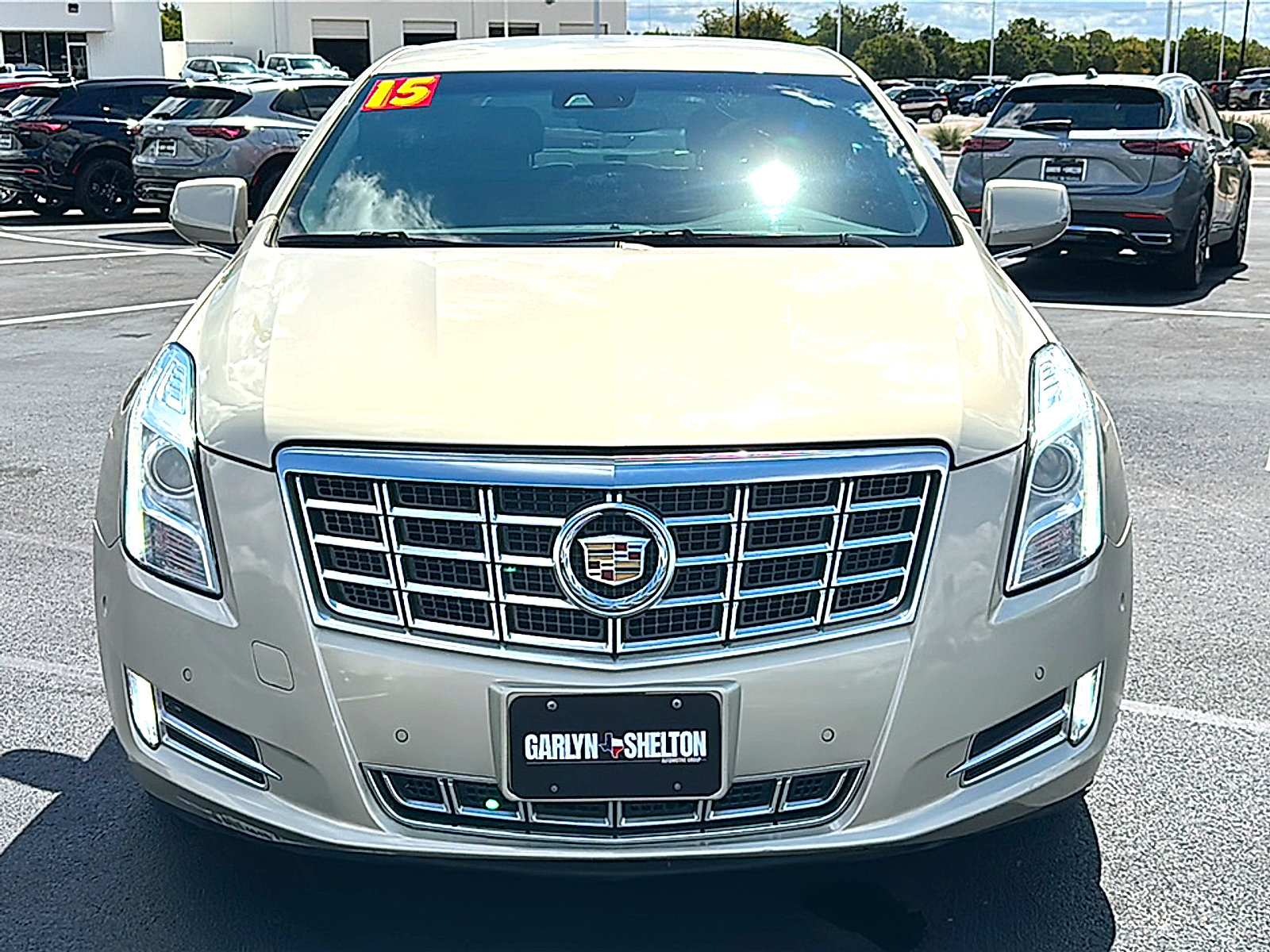 Used 2015 Cadillac XTS Luxury w/ Driver Awareness Package FWD image 11