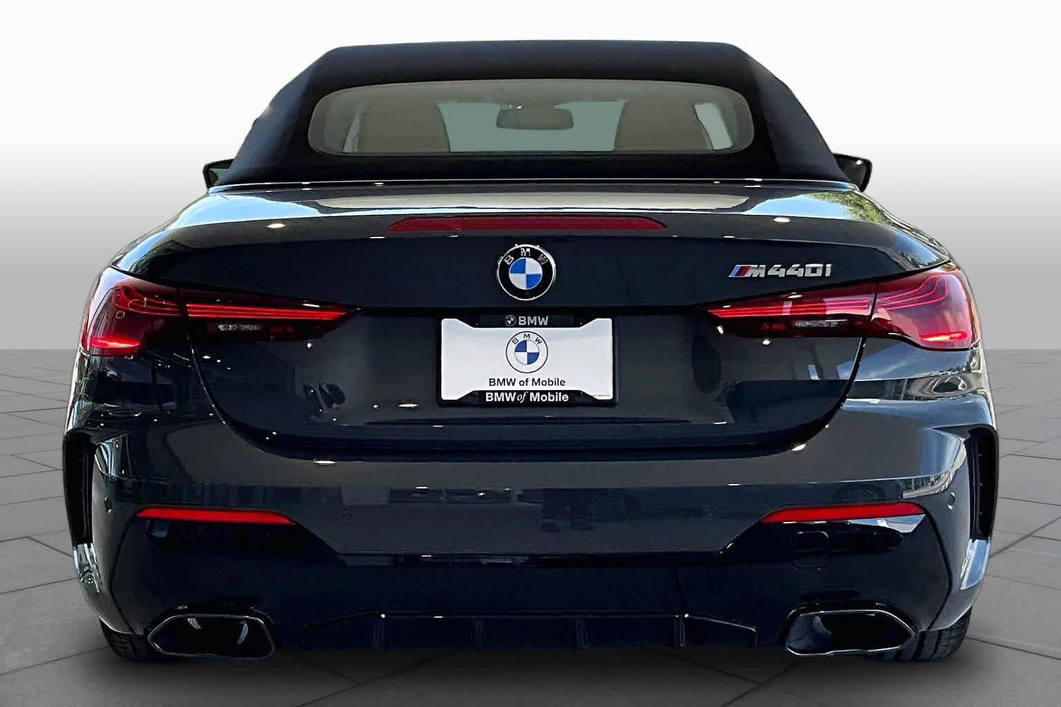 New 2027 BMW M440i Convertible w/ Premium Package RWD image 4