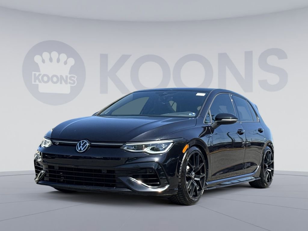 Used 2022 Volkswagen Golf R image 1