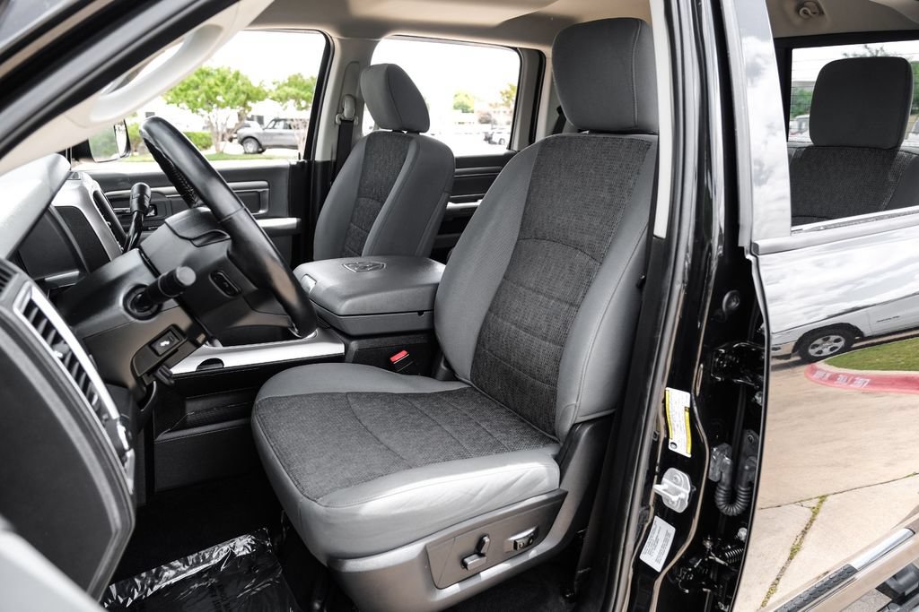 Used 2017 RAM 3500 Big Horn AWD/4WD image 33
