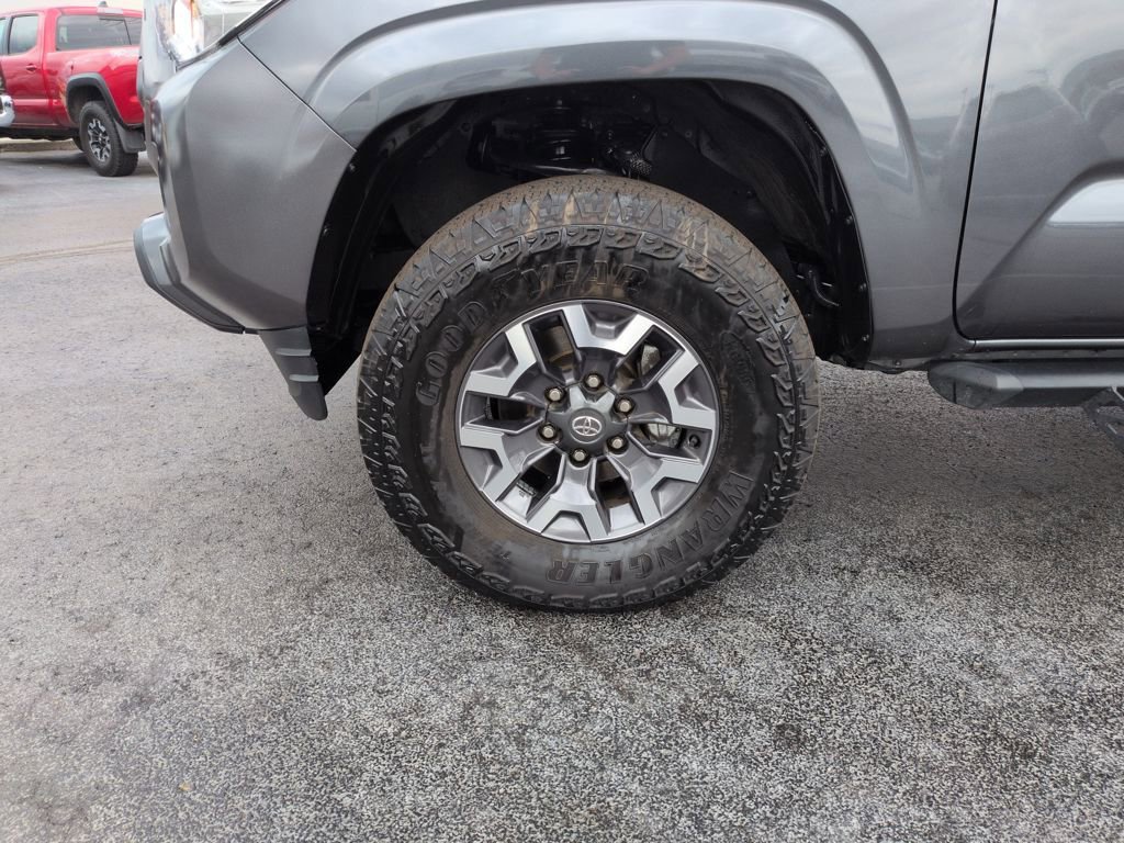 Used 2023 Toyota Tacoma SR image 27