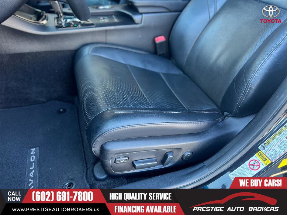 Used 2014 Toyota Avalon Limited w/ Technology Package image 17