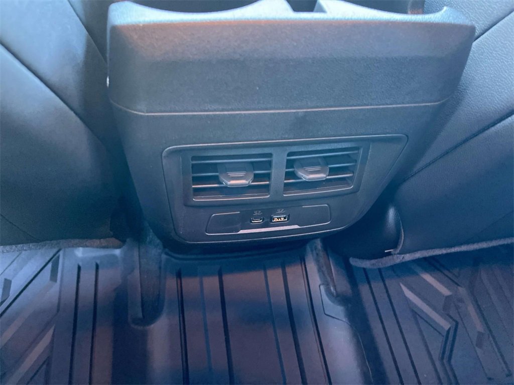 New 2026 GMC Canyon Elevation w/ Convenience Package image 16