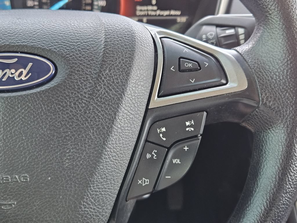 Used 2018 Ford Fusion SE w/ Fusion SE Technology Package FWD image 34