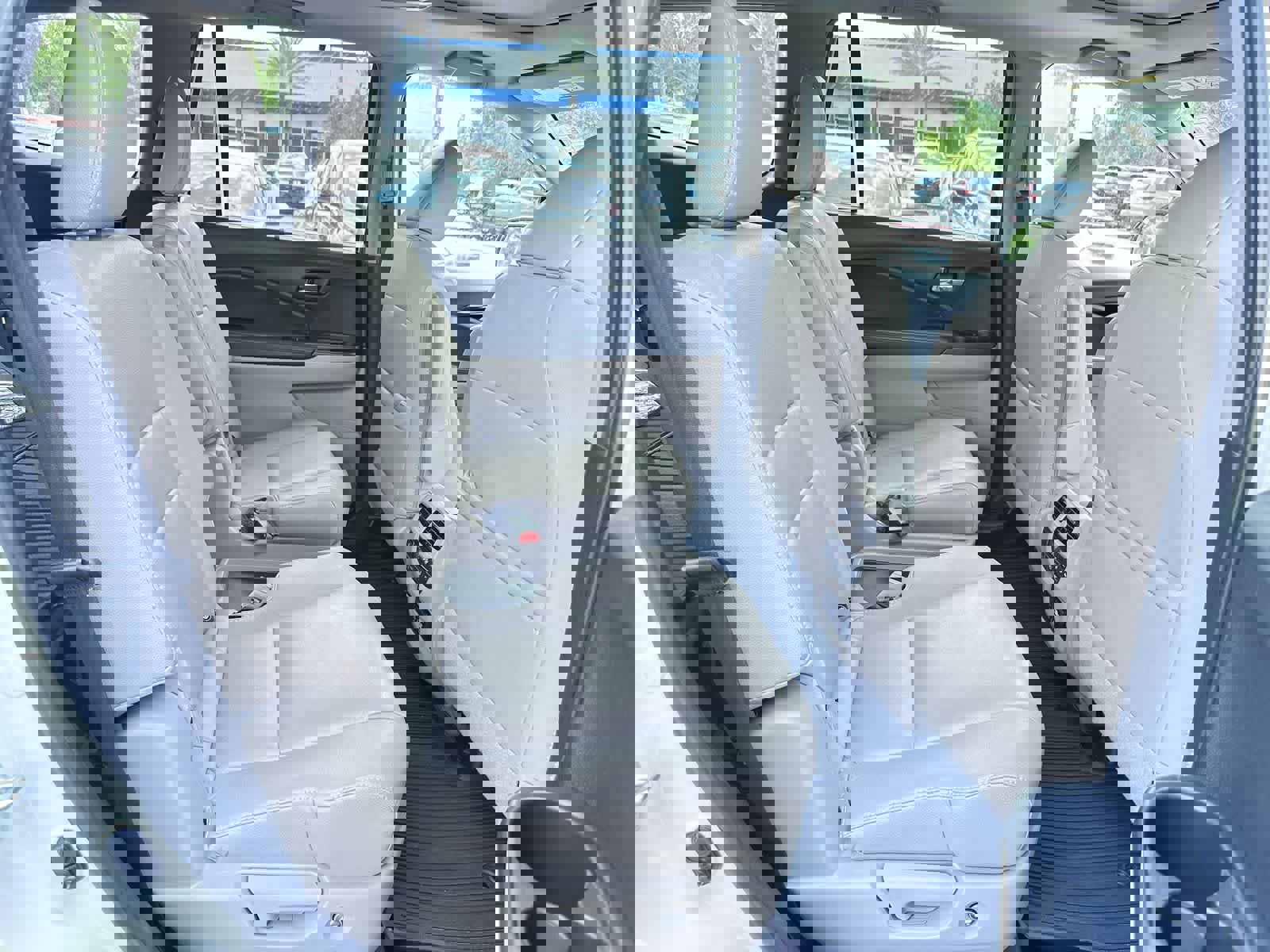 Used 2022 Honda Pilot Touring image 16