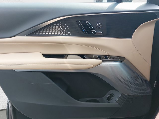 New 2026 Cadillac Lyriq V w/ LPO, Floor Liner Package image 27