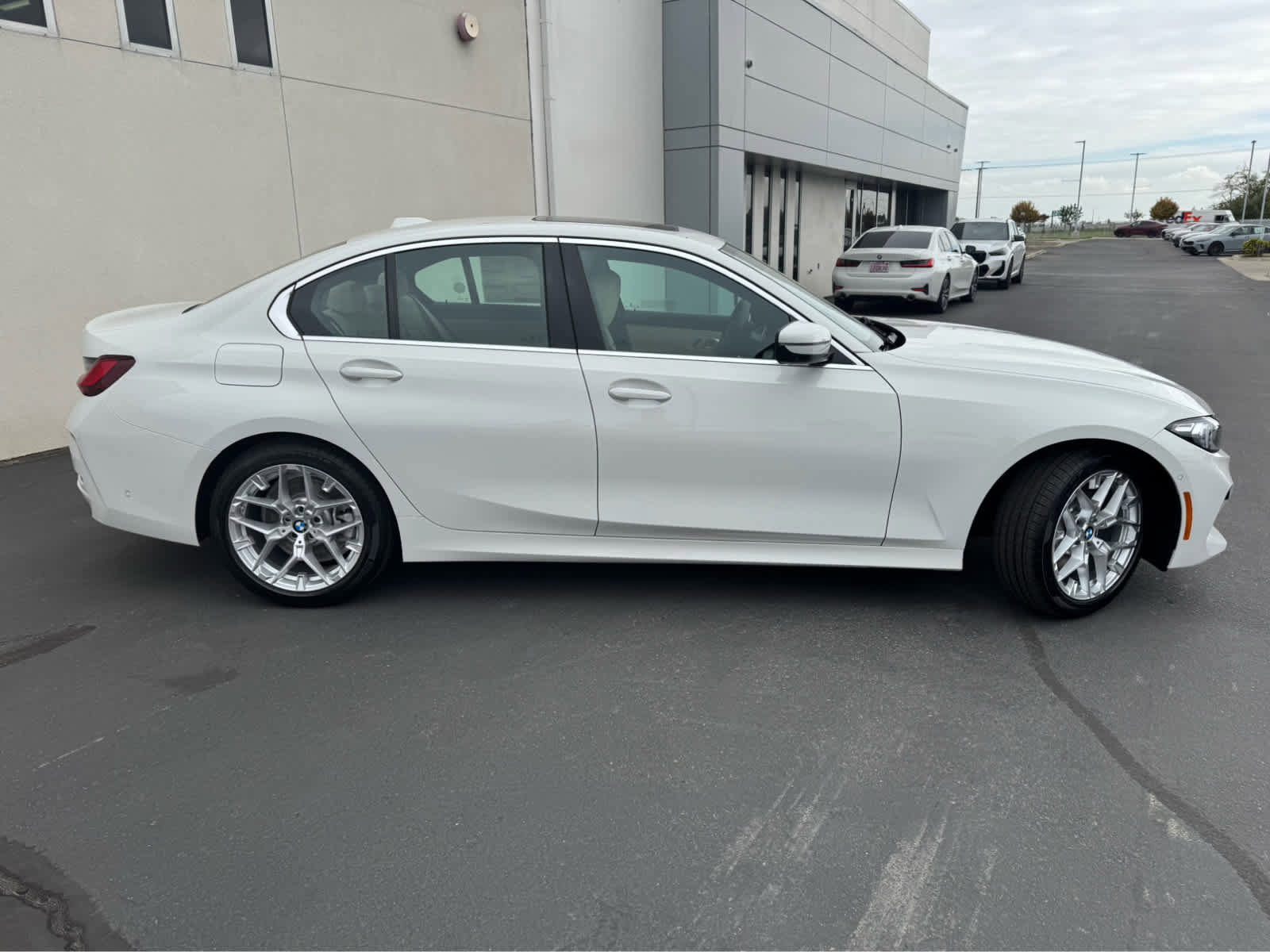 New 2026 BMW 330i Sedan w/ Convenience Package image 7