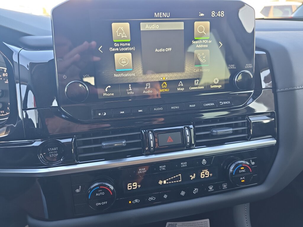 New 2025 Nissan Pathfinder SL image 12