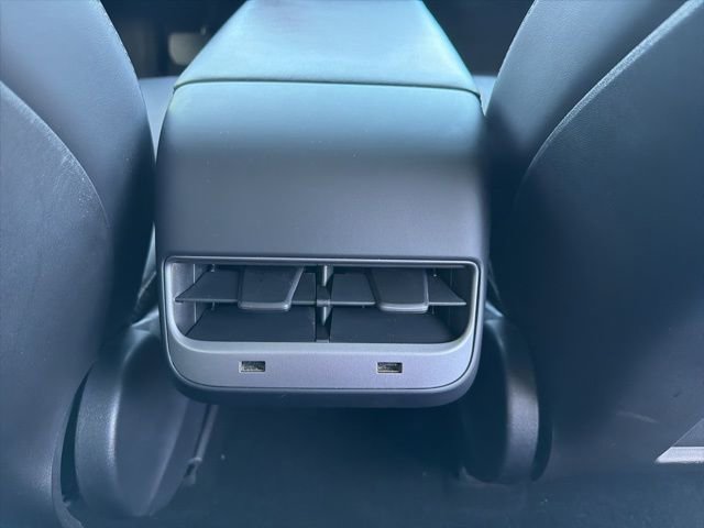 Used 2020 Tesla Model 3 Standard Range Plus image 15