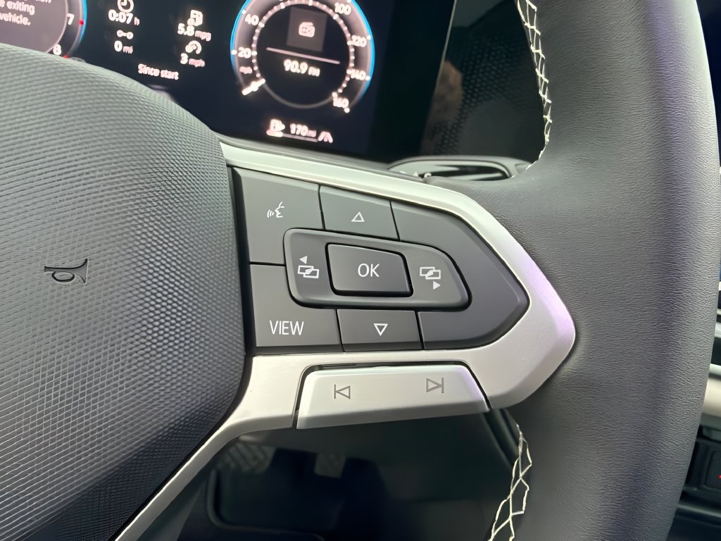 New 2026 Volkswagen Tiguan SE AWD/4WD image 19