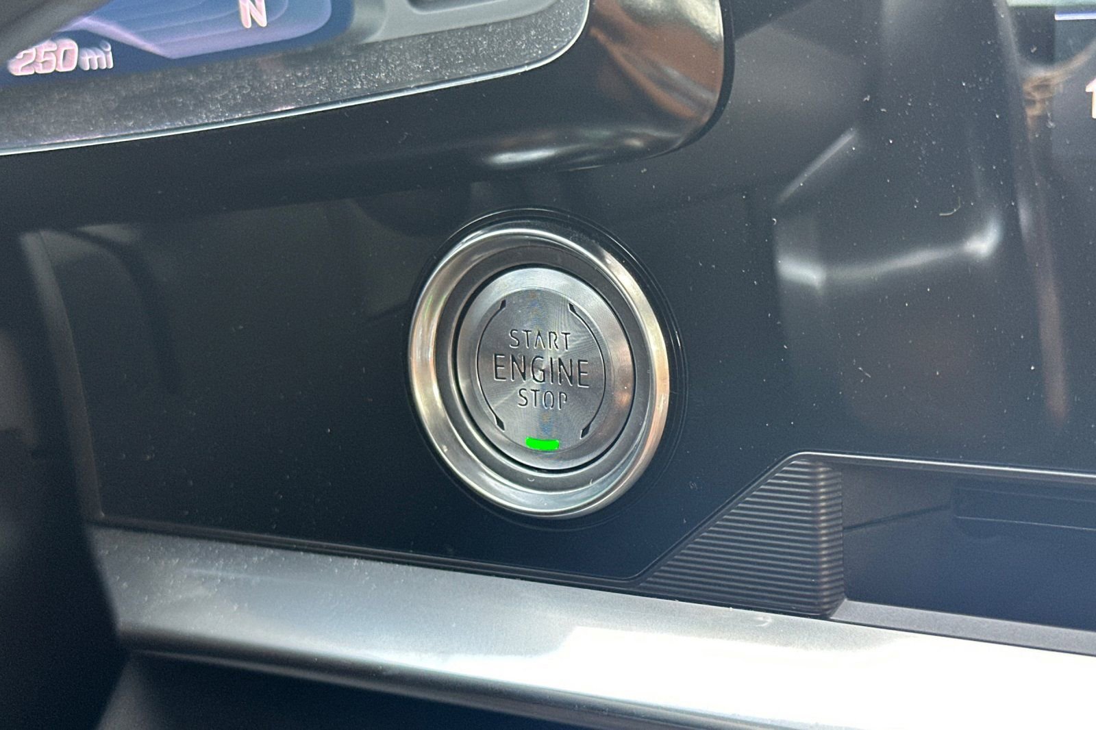 Used 2022 Chevrolet Corvette Stingray Preferred Cpe w/ Z51 Performance Package image 31