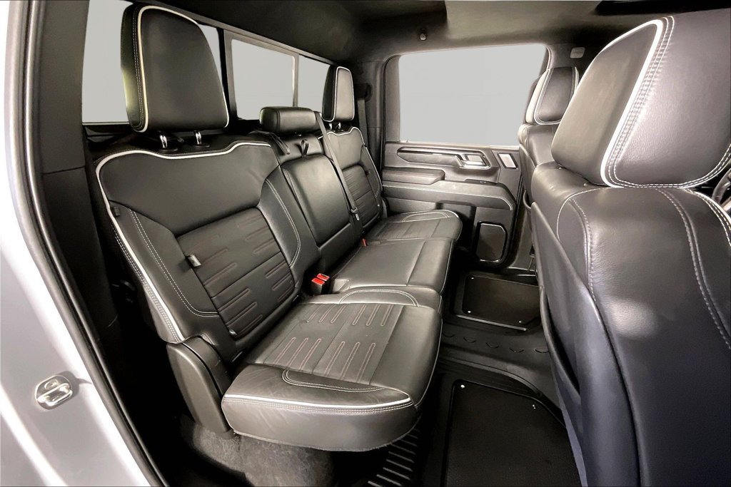Used 2024 GMC Sierra 2500 AT4X AWD/4WD image 23