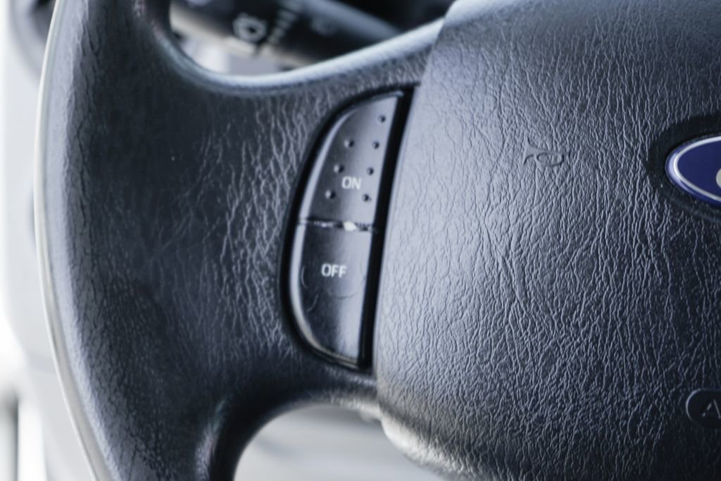 Used 2014 Ford E-350 and Econoline 350 XLT RWD image 24