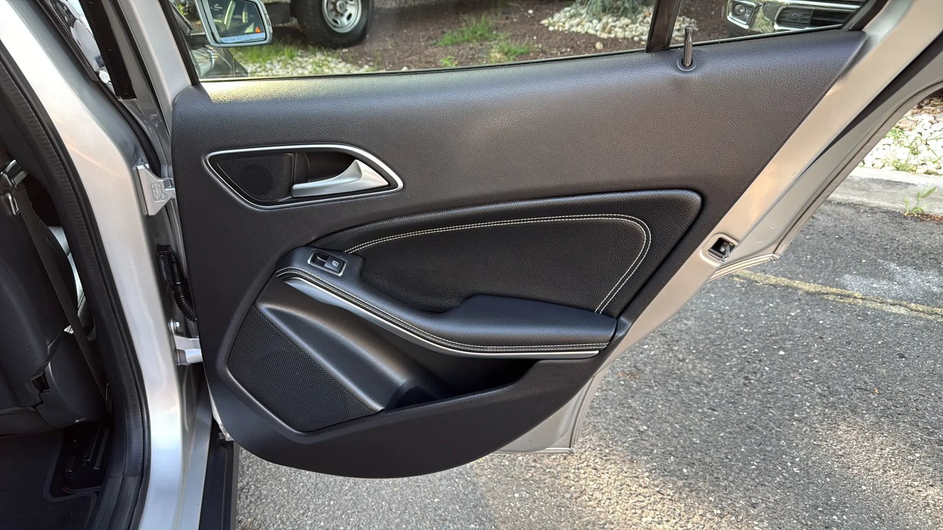 Used 2018 Mercedes-Benz GLA 250 4MATIC image 17