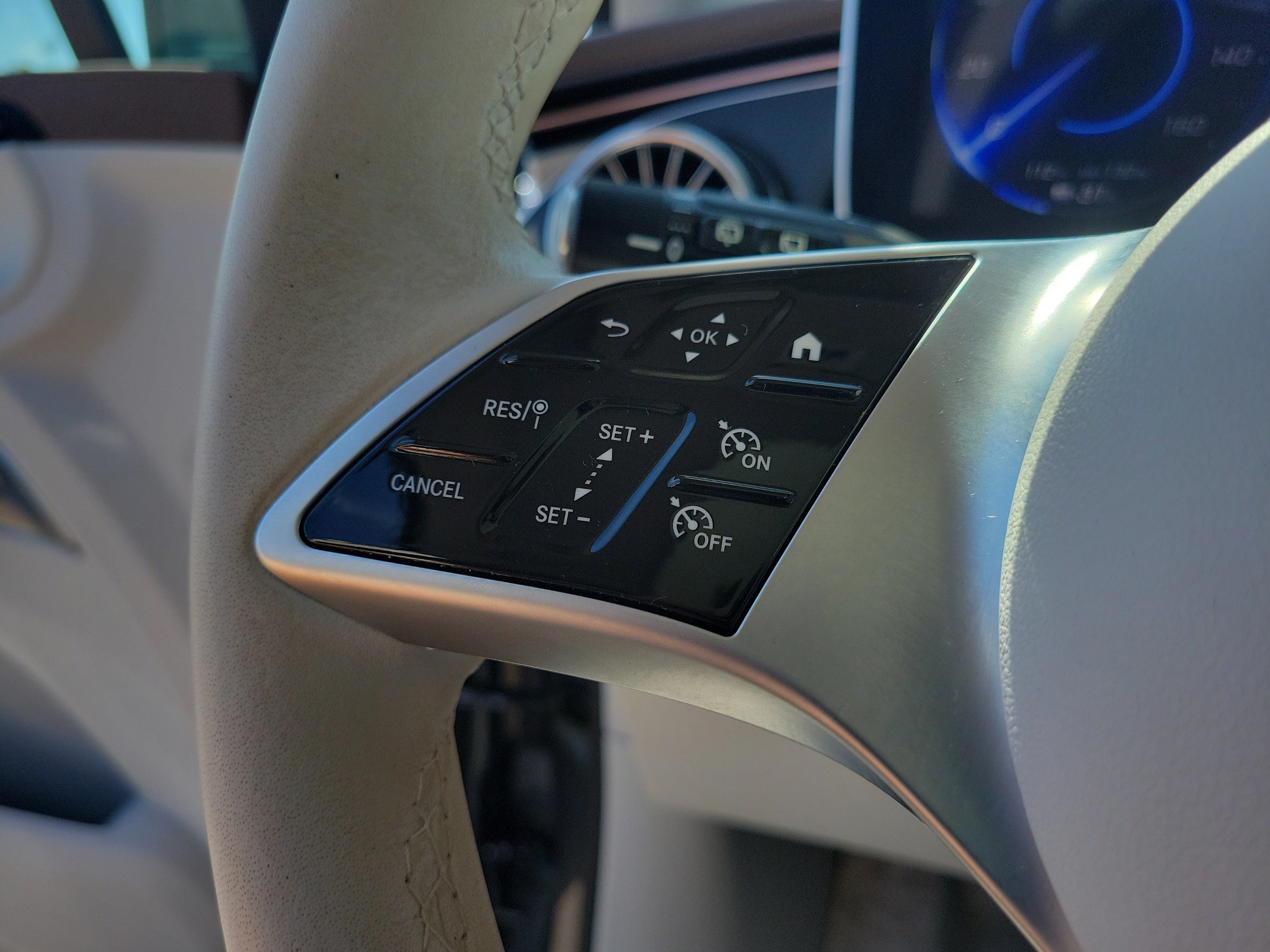 Certified 2023 Mercedes-Benz EQE 350+ SUV image 20