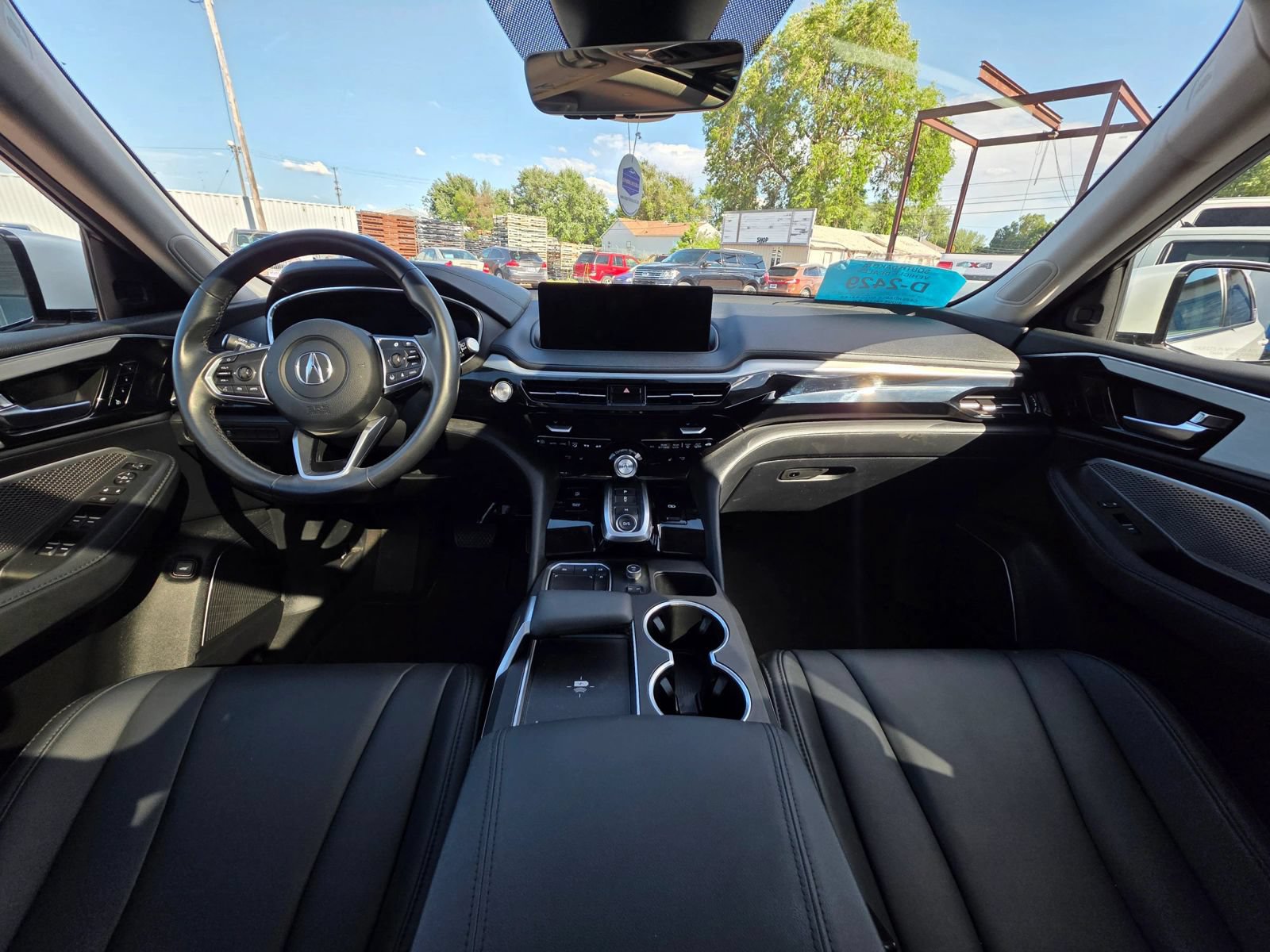 Used 2023 Acura MDX SH-AWD image 12