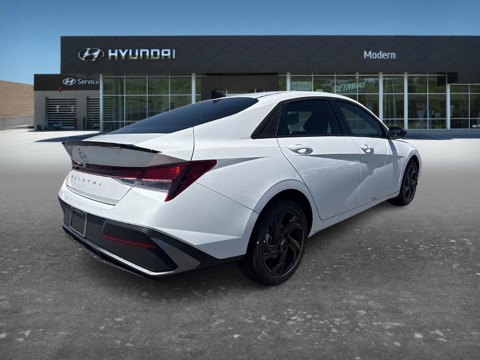 New 2026 Hyundai Elantra Sport FWD image 3