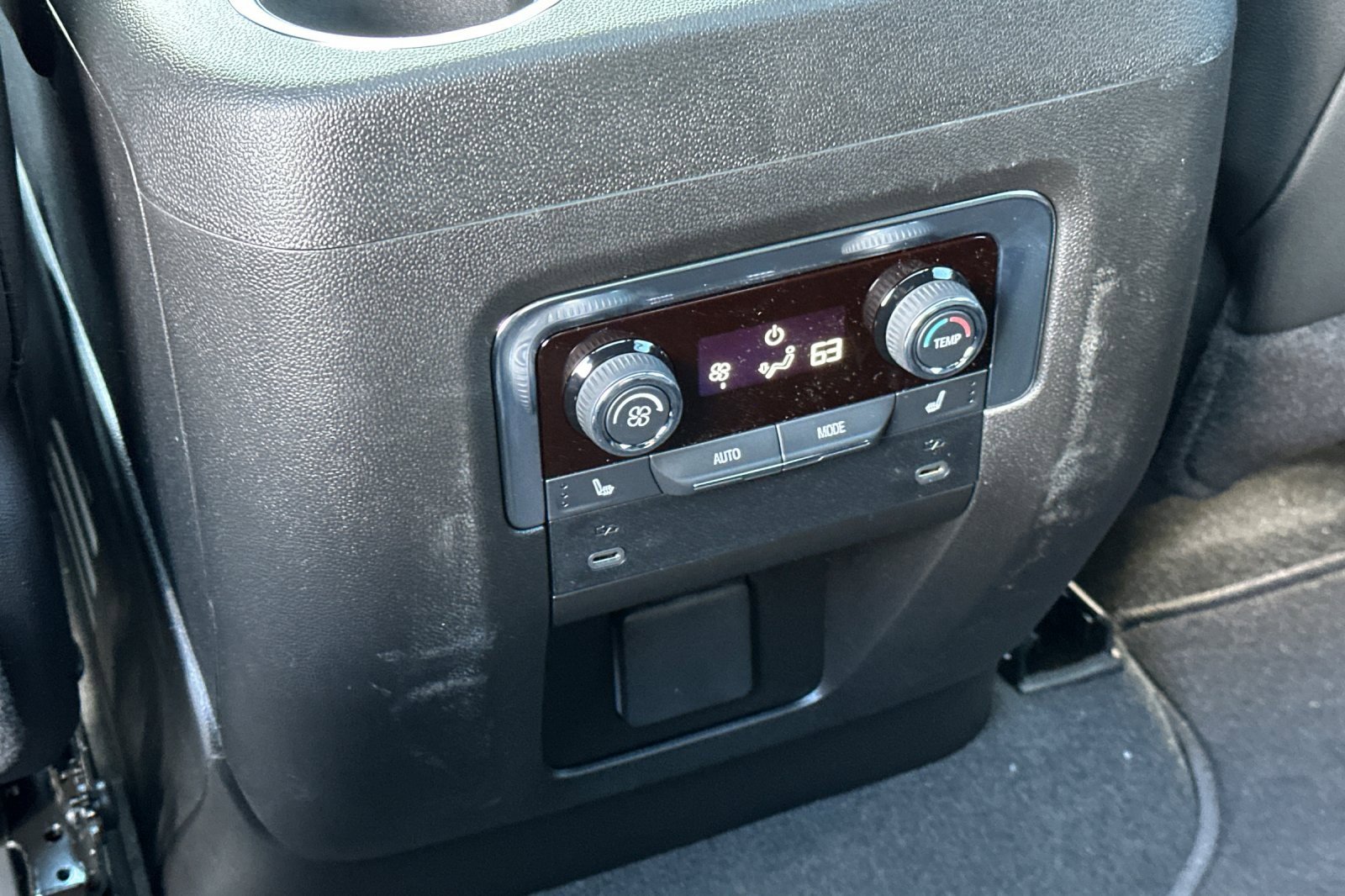 New 2026 Chevrolet Tahoe High Country image 14