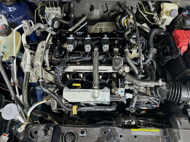 Used 2020 Nissan Kicks SV image 28