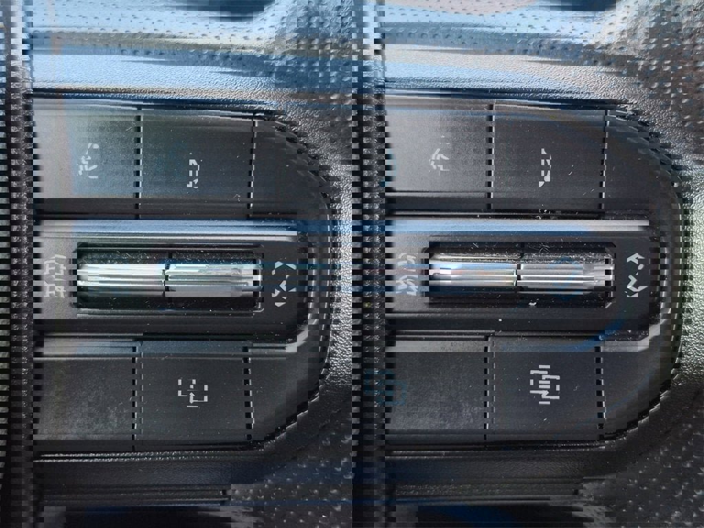 Certified 2024 Chevrolet Colorado Trail Boss w/ Advanced Trailering Package image 13