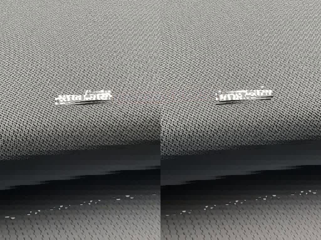 Used 2025 Volvo EX30 Plus w/ Protection Package Premier image 28