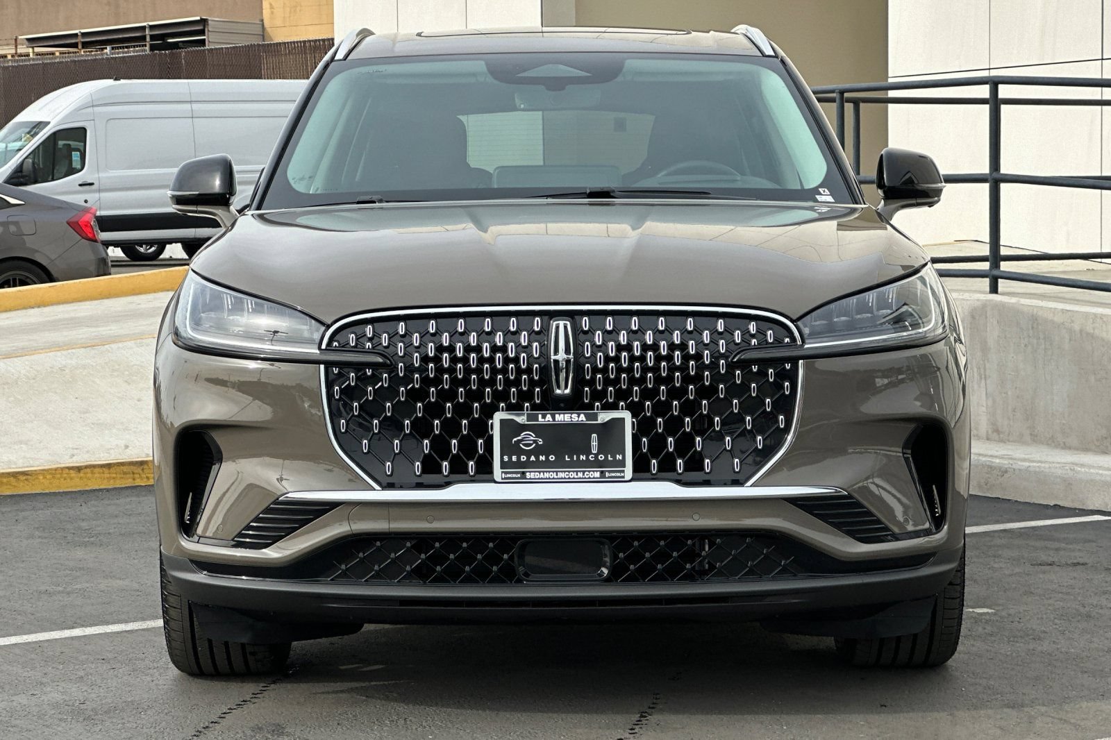 New 2026 Lincoln Aviator Reserve w/ Luxury Package RWD image 8